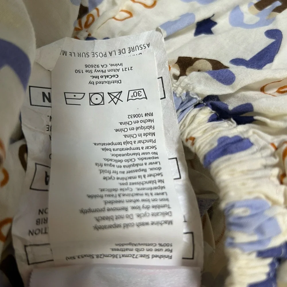 Playful Blue and Orange Mattress Cover with Dog Motifs